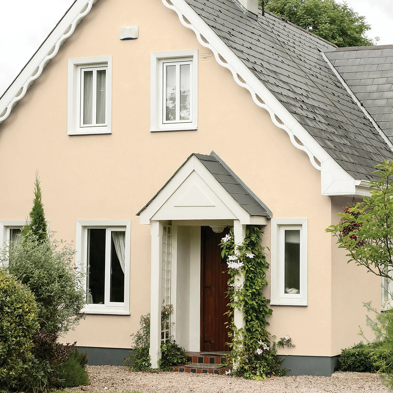 Sandtex Ultra Smooth Masonry Paint - Light Cream - 150ml 4 Sandtex Ultra Smooth Masonry Paint - Light Cream - 150ml - Image 2