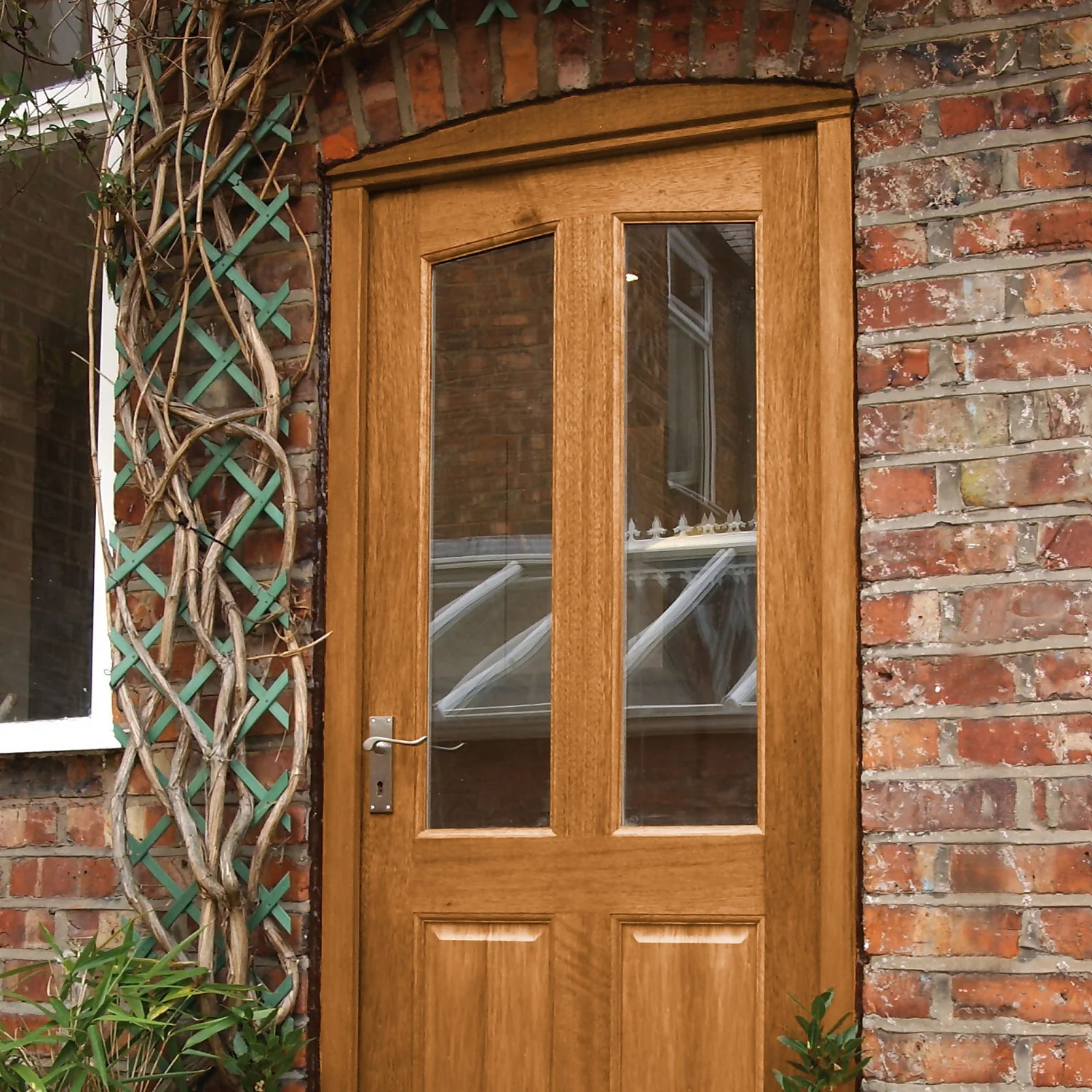 Sadolin Extra Durable Woodstain Natural - 2.5L 4 Sadolin Extra Durable Woodstain Natural - 2.5L - Image 2