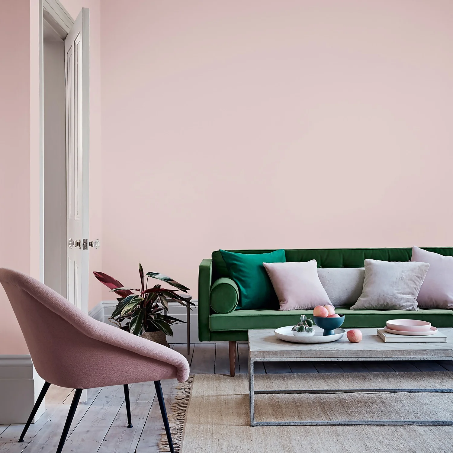 Crown Walls & Ceilings Matt Emulsion Paint Pashmina - Tester 40ml 4 Crown Walls & Ceilings Matt Emulsion Paint Pashmina - Tester 40ml - Image 2