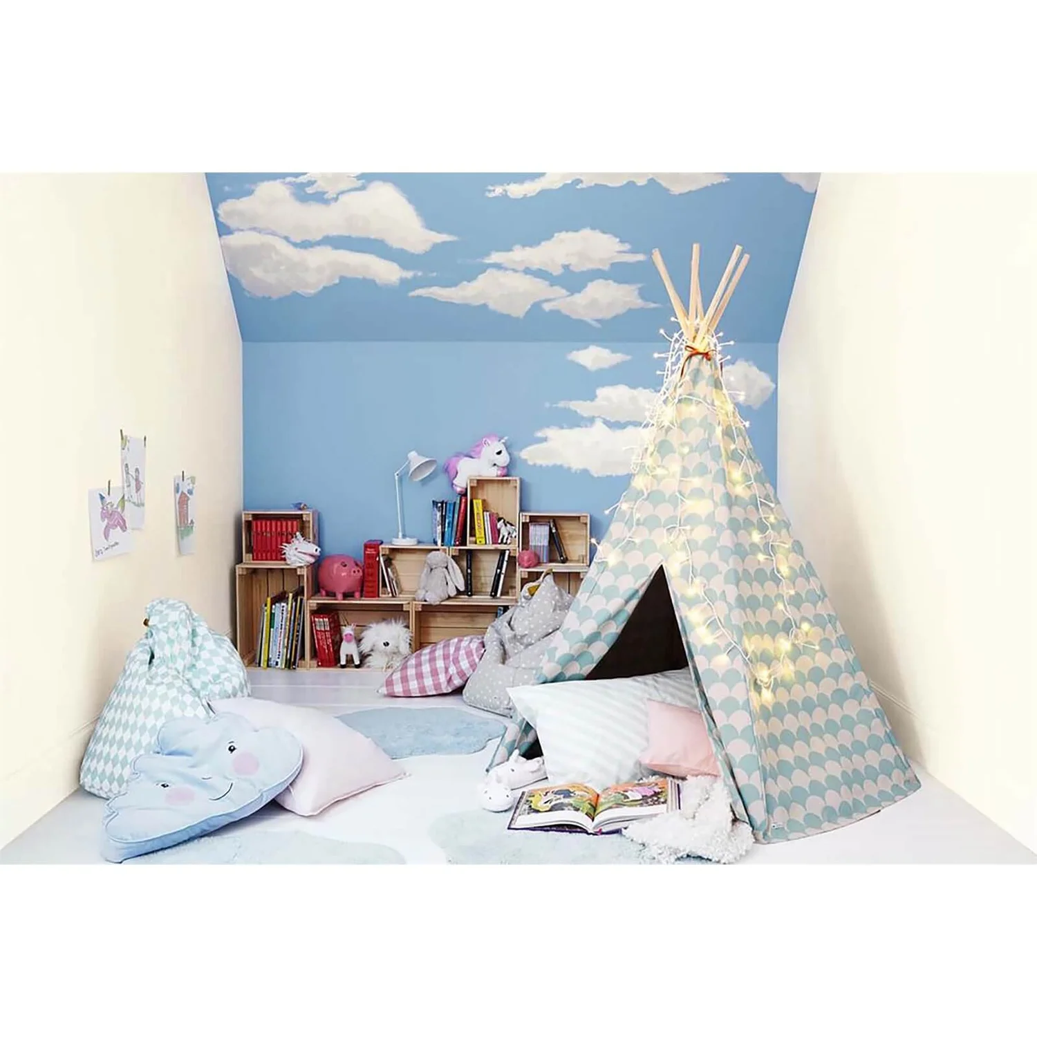 Dulux Matt Emulsion Paint Nordic Sky - 2.5L 4 Dulux Matt Emulsion Paint Nordic Sky - 2.5L - Image 2