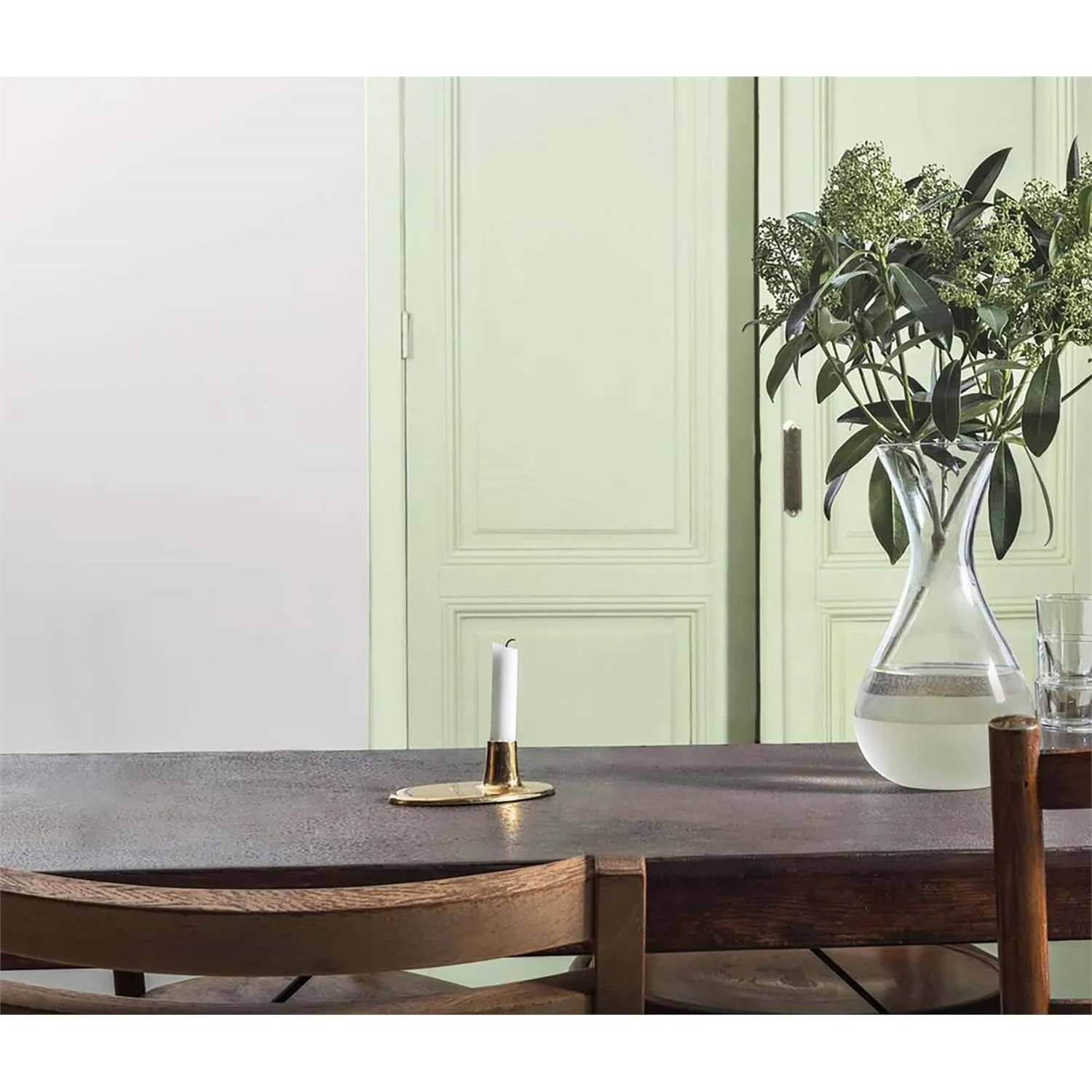 Dulux Matt Emulsion Paint Willow Tree - 5L 4 Dulux Matt Emulsion Paint Willow Tree - 5L - Image 2