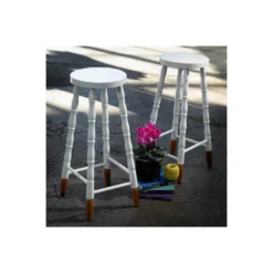 Rust-Oleum Gloss Furniture Paint - White Frost - 750ml -Paint And Wallpaper Shop 12819784 2894832953581678