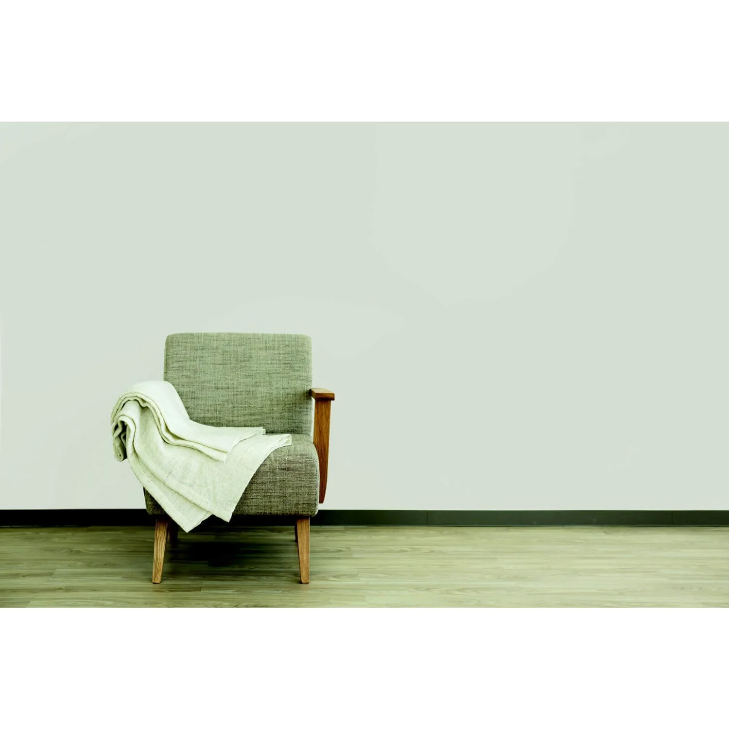 Craig & Rose 1829 Chalky Matt Emulsion Paint Chapelle - Tester 50ml 5 Craig & Rose 1829 Chalky Matt Emulsion Paint Chapelle - Tester 50ml - Image 3