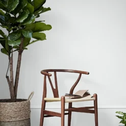 Crown Easyclean® Washable & Wipeable Multi Surface Matt Paint Chalky White® - 2.5L -Paint And Wallpaper Shop 12823594 3304857377692305