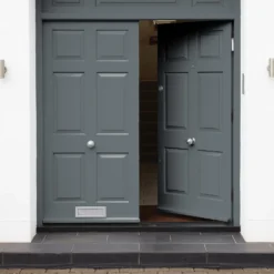 Sandtex® 10 Year Satin Paint Seclusion - 2.5L 11 Sandtex® 10 Year Satin Paint Seclusion - 2.5L -Paint And Wallpaper Shop 12823610 2164871823096846