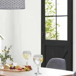 Homebase Interior Quick Dry Gloss Paint Zebra Black - 750ml -Paint And Wallpaper Shop 12832712 1874832981377620