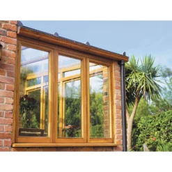 Ronseal Quick Drying Woodstain - Natural Oak Satin 2.5L -Paint And Wallpaper Shop 12834019 1584862708434173