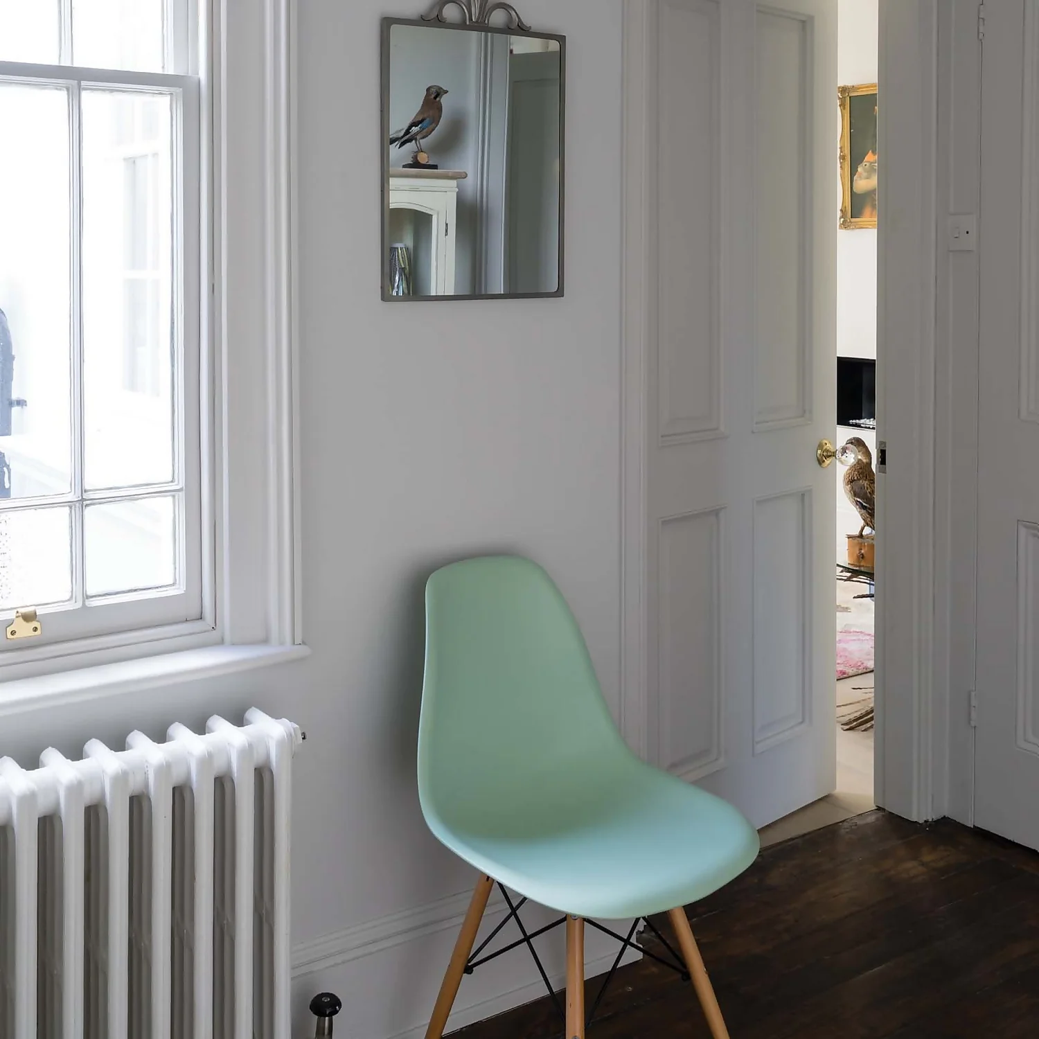 Farrow & Ball Full Gloss Paint Blackened - 750ml 6 Farrow & Ball Full Gloss Paint Blackened - 750ml - Image 4