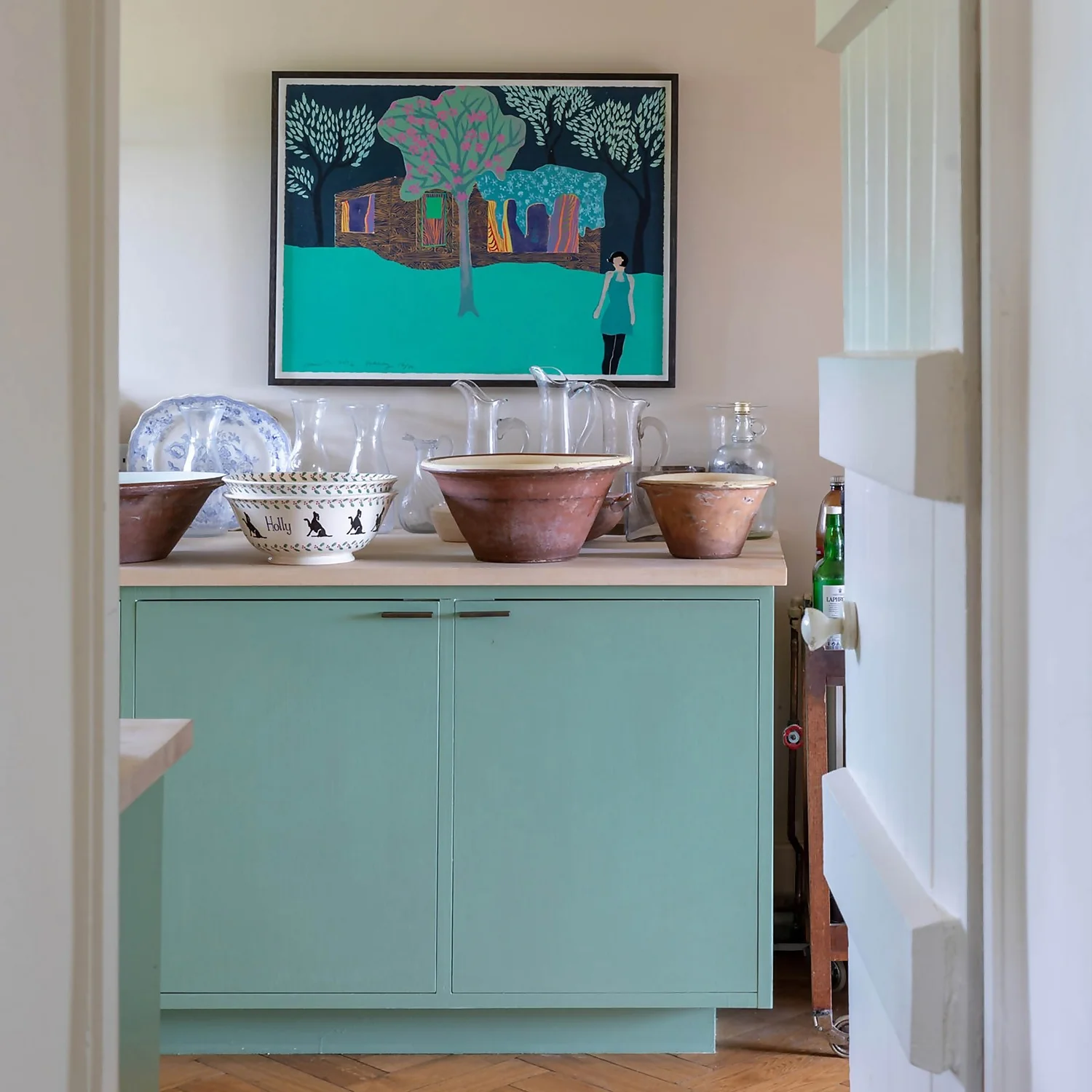 Farrow & Ball Estate Matt Emulsion Paint Joa's White - Tester 100ml 4 Farrow & Ball Estate Matt Emulsion Paint Joa's White - Tester 100ml - Image 2