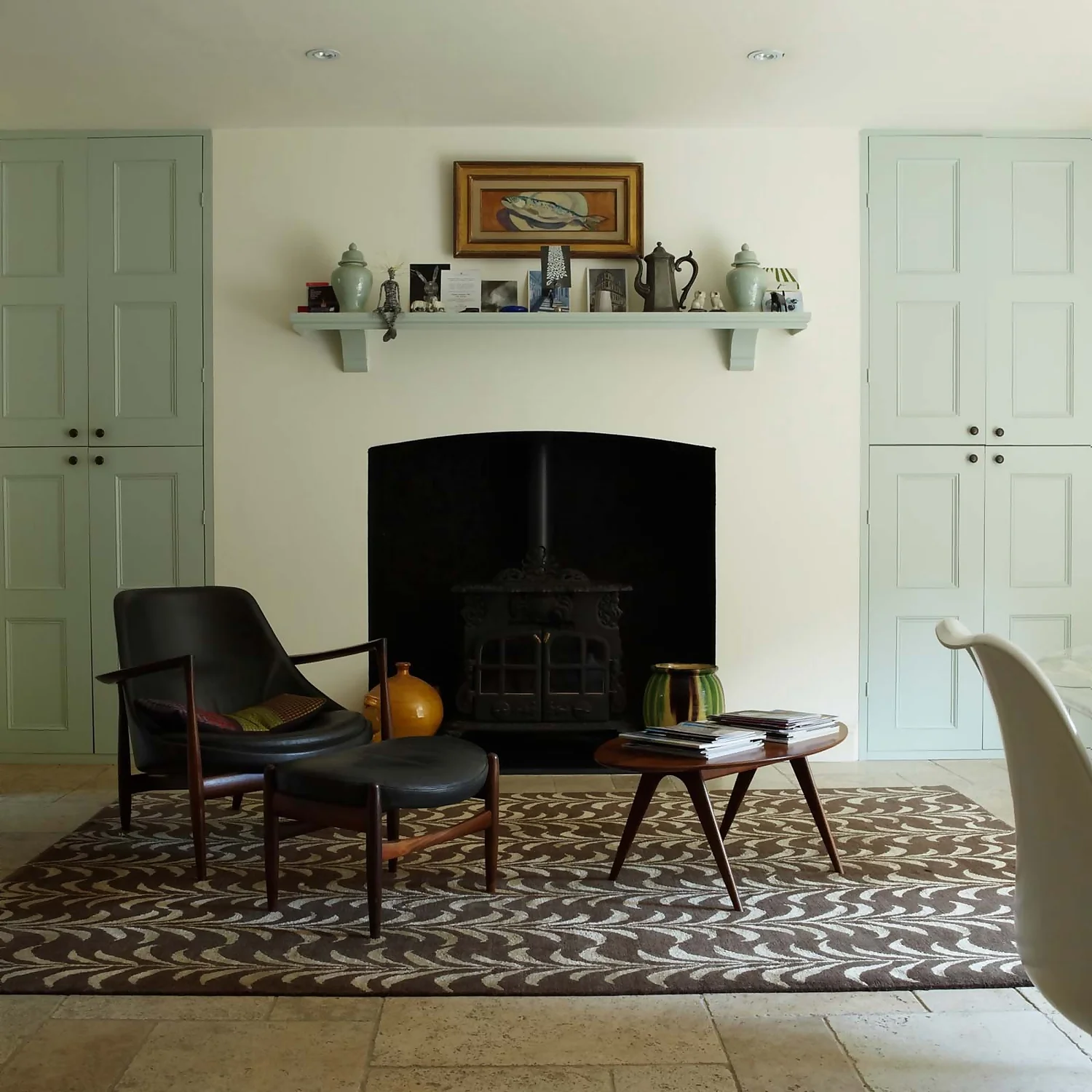 Farrow & Ball Estate Matt Emulsion Paint Teresa's Green - 2.5L 4 Farrow & Ball Estate Matt Emulsion Paint Teresa's Green - 2.5L - Image 2