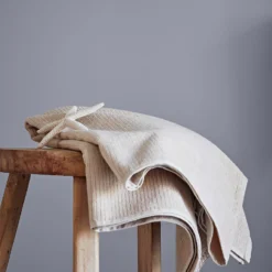 Crown Easyclean® Mouldguard+ Bathroom Mid Sheen Washable Multi Surface Paint Blue Gravel® - 2.5L -Paint And Wallpaper Shop 12886755 1384853415486831