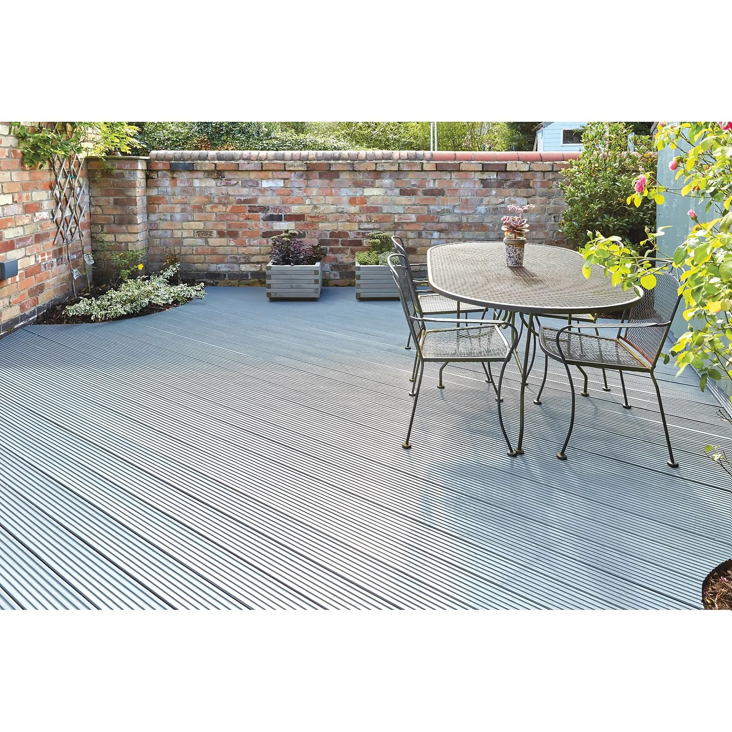 Ronseal Ultimate Protection Decking Paint Slate - 2.5L 4 Ronseal Ultimate Protection Decking Paint Slate - 2.5L - Image 2