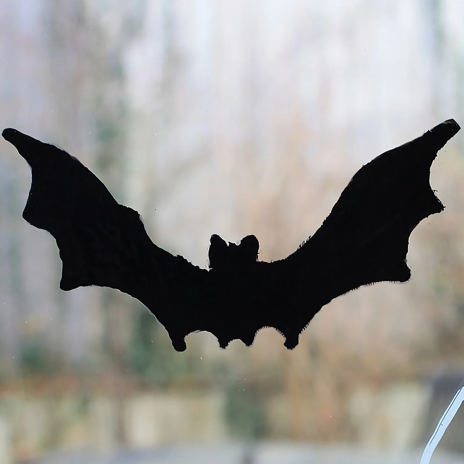 Thorndown Bat Black Peelable Glass Paint 750ml 4 Thorndown Bat Black Peelable Glass Paint 750ml - Image 2