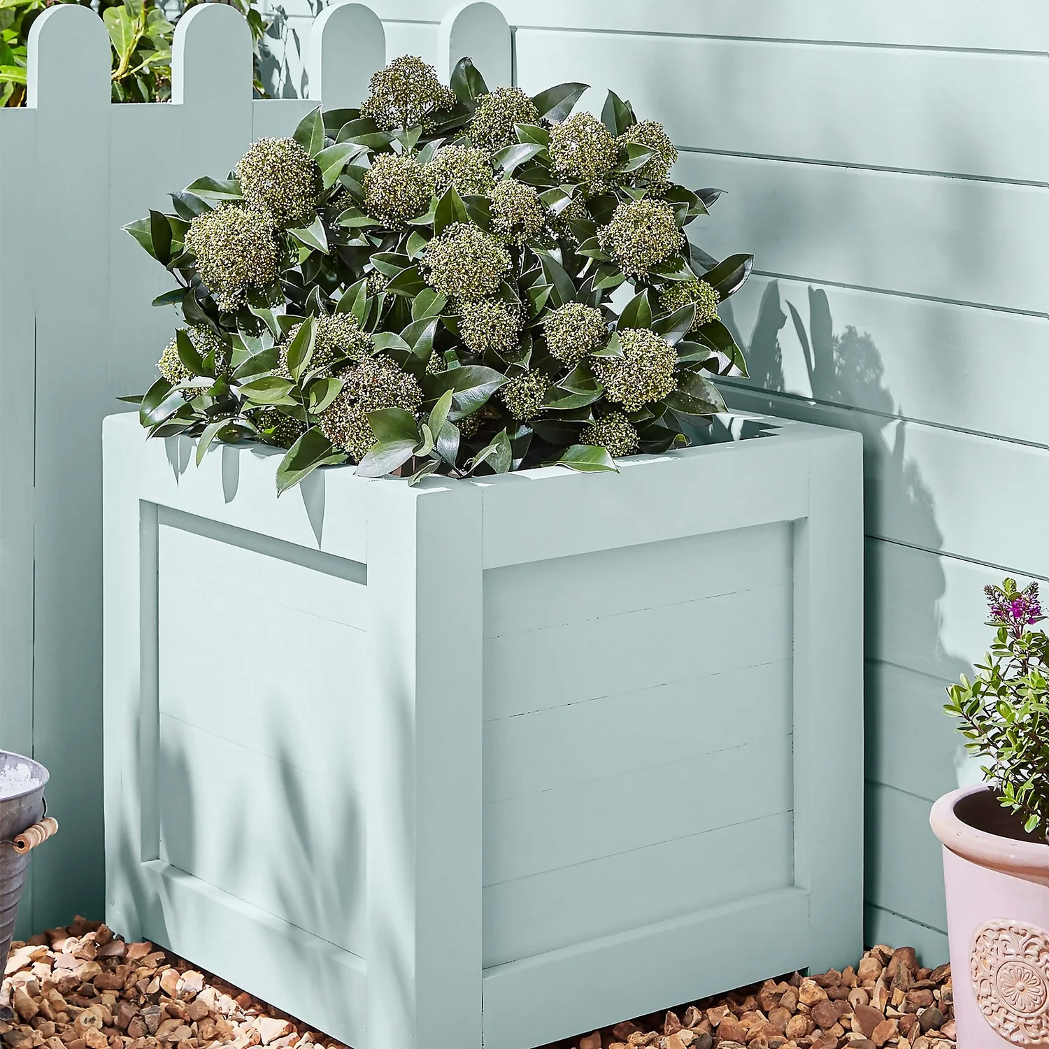 Laura Ashley Eggshell Garden Paint Duck Egg - 2.5L 4 Laura Ashley Eggshell Garden Paint Duck Egg - 2.5L - Image 2