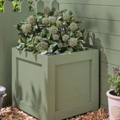 Laura Ashley Eggshell Garden Paint Hedgerow - 2.5L -Paint And Wallpaper Shop 13694433 4314948045172370