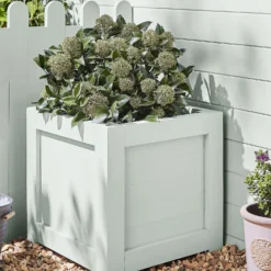 Laura Ashley Eggshell Garden Paint Pale Duck Egg - 2.5L -Paint And Wallpaper Shop 13737269 1624948035786849