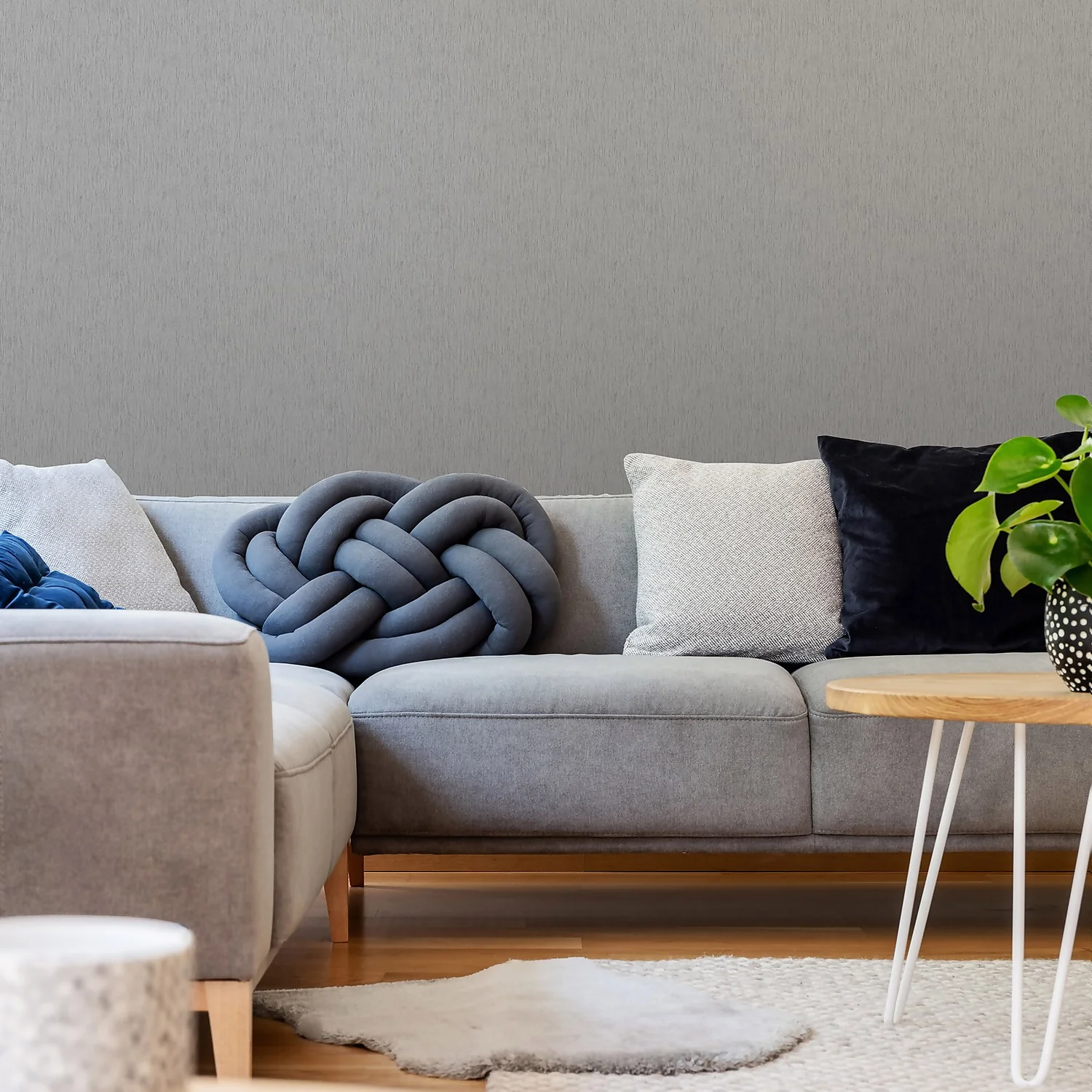 Superfresco Colours Silk Sparkle Plain Silver Wallpaper 6 Superfresco Colours Silk Sparkle Plain Silver Wallpaper - Image 4