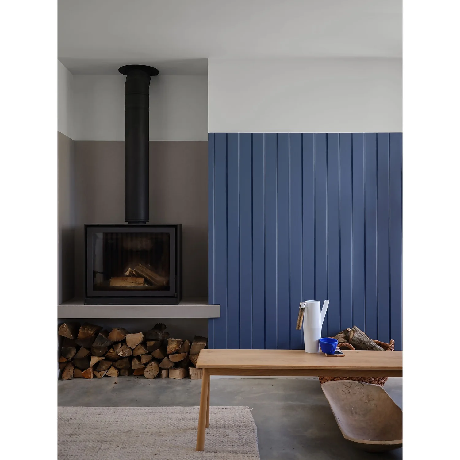 Farrow & Ball Full Gloss Paint Wine Dark - 750ml 5 Farrow & Ball Full Gloss Paint Wine Dark - 750ml - Image 3